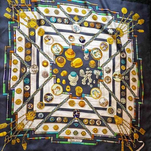 Hermès Multicolor Silk ‘Petit Main’.  By Caty Latham Scarf.  35” - Picture 2 of 16